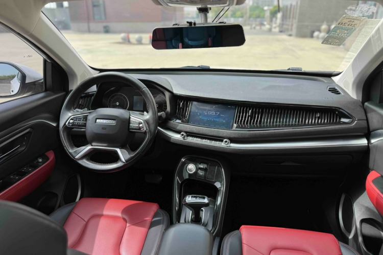 Used Haval H2s 2018 Red-Label 1.5T Dual-Clutch Elite Model Interior 6