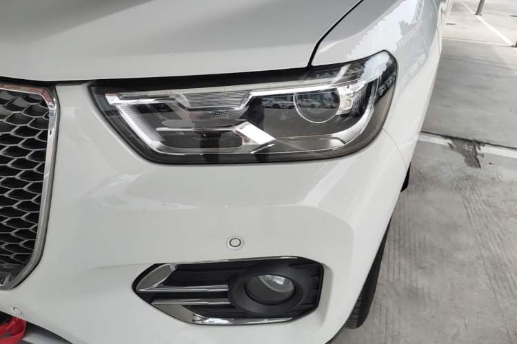Used Haval H2s 2018 Red-Label 1.5T Dual-Clutch Luxury Model Left Front Headlight