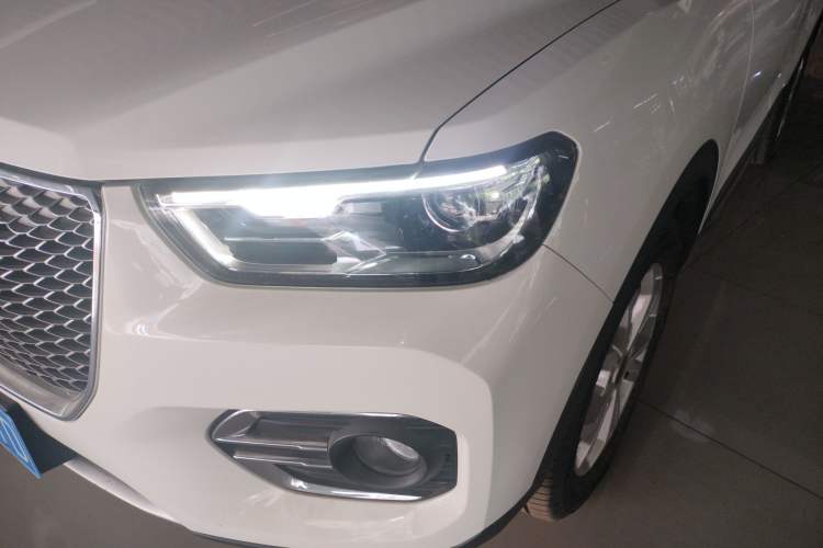 Used Haval H2s 2018 1.5T Dual-Clutch Fashion Edition Left Front Headlight