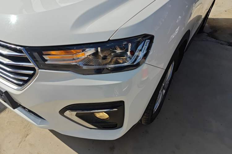 Used Haval H2s 2018 Blue Label 1.5T Manual Elite Model Left Front Headlight