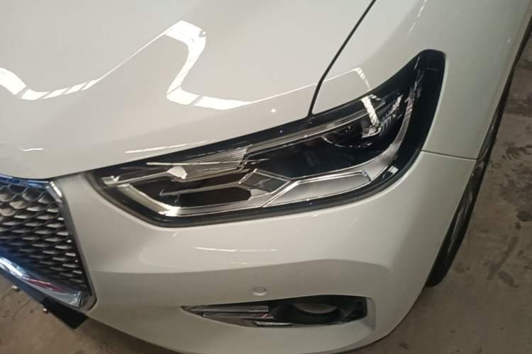 Used Haval H2s 2018 Red-Label 1.5T Dual-Clutch Luxury Model Left Front Headlight
