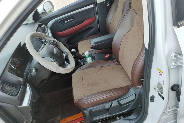 Used Haval H2s 2018 Red-Label 1.5T Manual Elite Model Left Front Seat