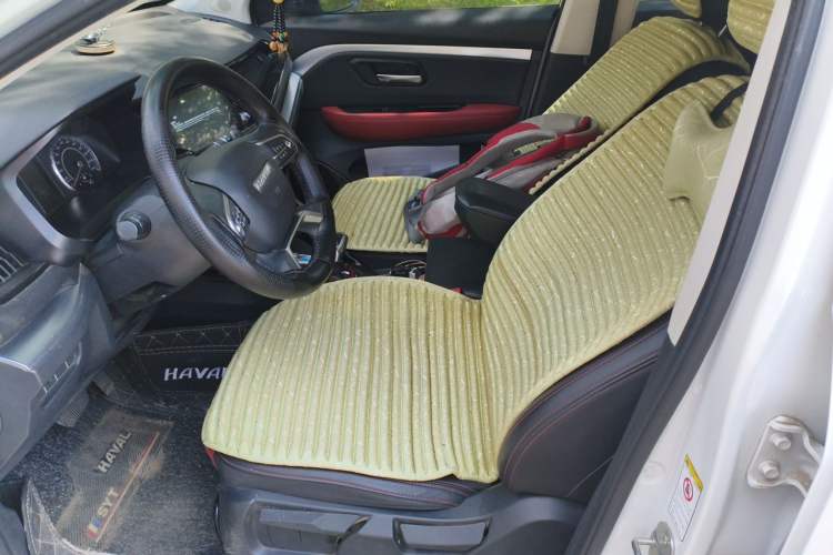 Used Haval H2s 2018 Red-Label 1.5T Dual-Clutch Elite Model Left Front Seat