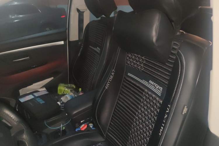 Used Haval H2s 2018 Red-Label 1.5T Dual-Clutch Elite Model Left Front Seat