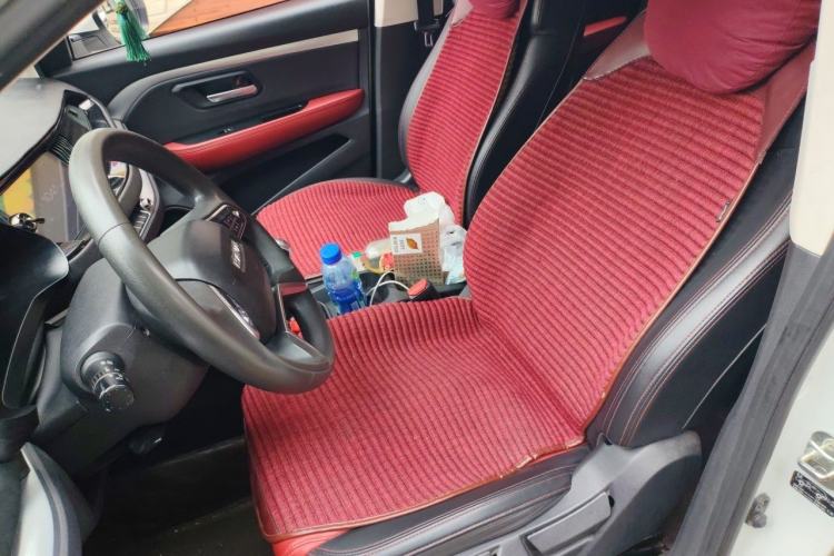Used Haval H2s 2018 Red-Label 1.5T Manual Fashion Edition Left Front Seat