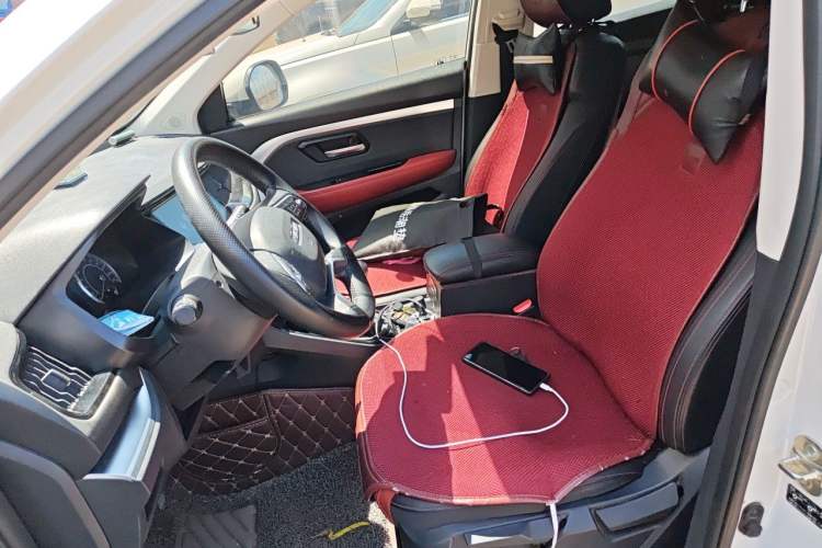 Used Haval H2s 2018 Red-Label 1.5T Manual Comfort Model Left Front Seat