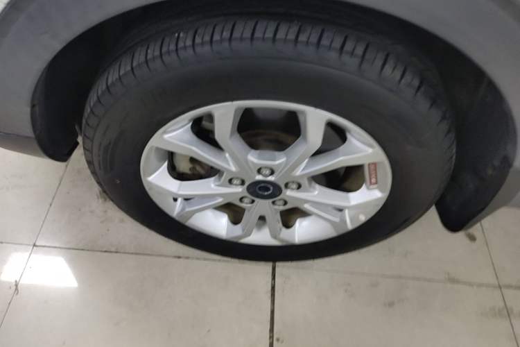Used Haval H2s 2018 Red-Label 1.5T Dual-Clutch Elite Model Left Front Wheel Hub