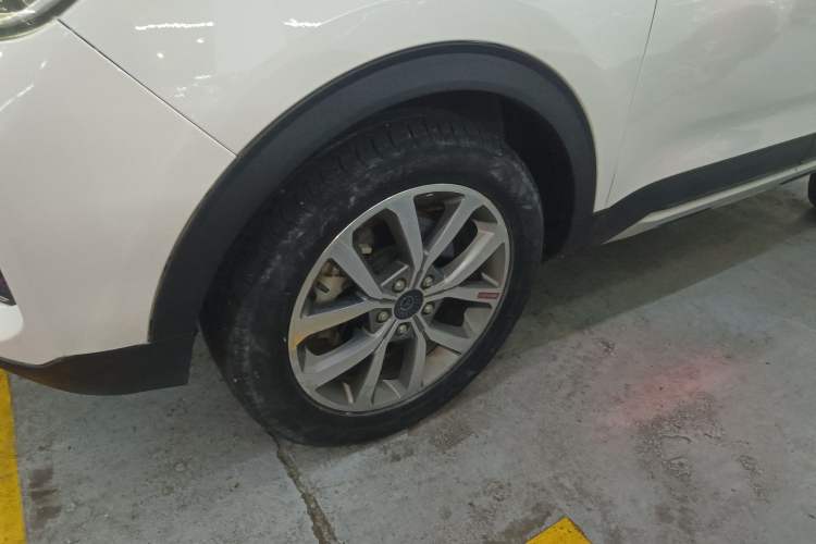 Used Haval H2s 2018 Red-Label 1.5T Dual-Clutch Luxury Model Left Front Wheel Hub