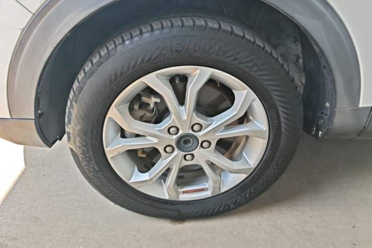 Used Haval H2s 2018 Red-Label 1.5T Dual-Clutch Comfort Model Left Front Wheel Hub