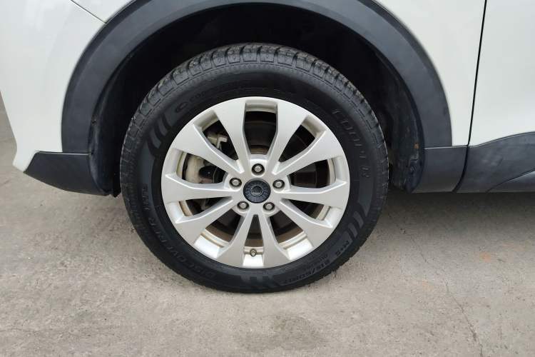 Used Haval H2s 2018 Blue Label 1.5T Dual-Clutch Fashion Edition Left Front Wheel Hub