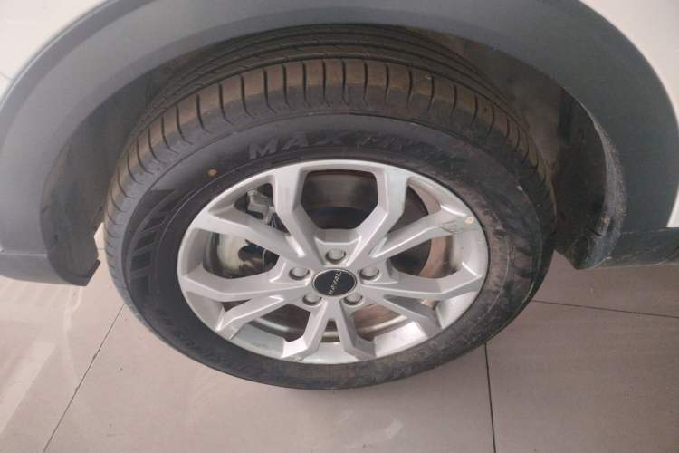 Used Haval H2s 2018 1.5T Dual-Clutch Fashion Edition Left Front Wheel Hub