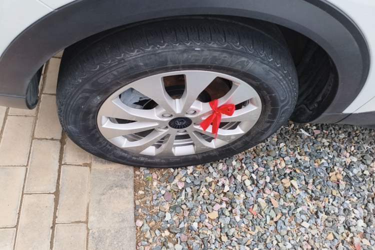 Used Haval H2s 2018 Blue Label 1.5T Dual-Clutch ZhiShang Model Left Front Wheel Hub