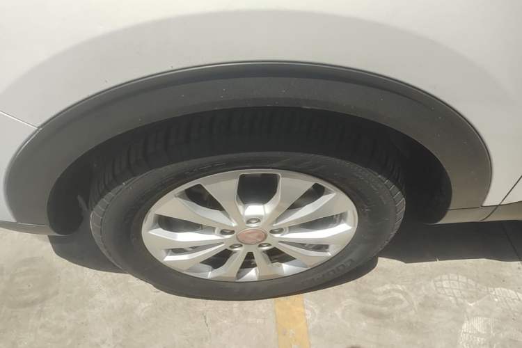 Used Haval H2s 2018 Blue Label 1.5T Dual-Clutch ZhiShang Model Left Front Wheel Hub