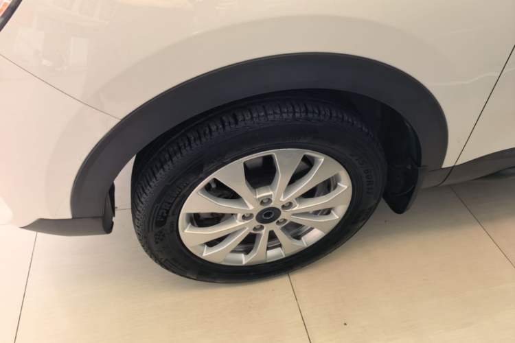 Used Haval H2s 2018 Blue Label 1.5T Dual-Clutch Fashion Edition Left Front Wheel Hub