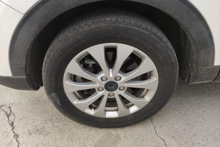 Used Haval H2s 2018 Blue Label 1.5T Dual-Clutch Fashion Edition Left Front Wheel Hub