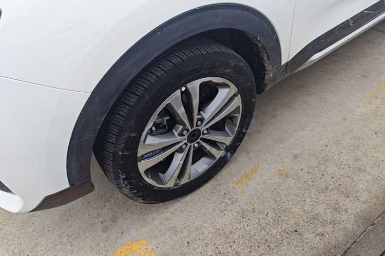 Used Haval H2s 2018 Blue Label 1.5T Dual-Clutch Luxury Model Left Front Wheel Hub