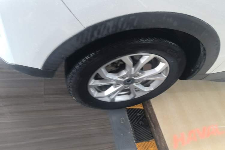Used Haval H2s 2018 1.5T Dual-Clutch ZhiShang Model Left Front Wheel Hub