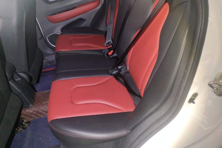 Used Haval H2s 2018 1.5T Dual-Clutch Fashion Edition Left Rear Seat