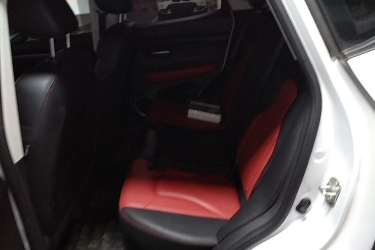 Used Haval H2s 2018 Red-Label 1.5T Dual-Clutch ZhiShang Model Left Rear Seat