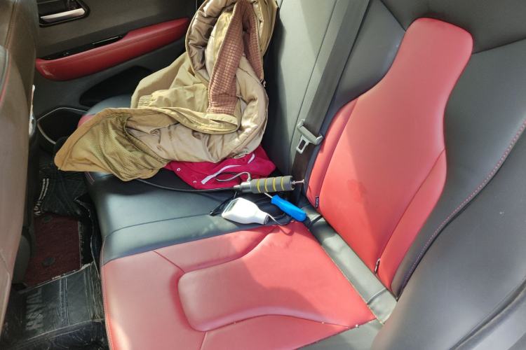 Used Haval H2s 2018 Red-Label 1.5T Manual Fashion Edition Left Rear Seat