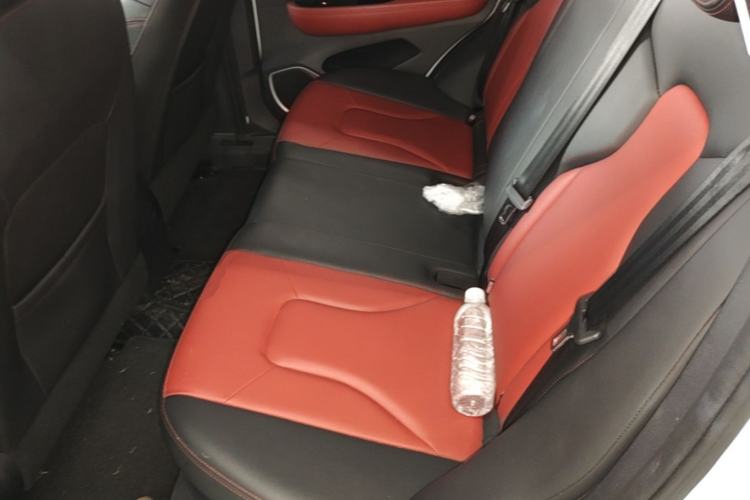 Used Haval H2s 2018 Blue Label 1.5T Dual-Clutch Fashion Edition Left Rear Seat