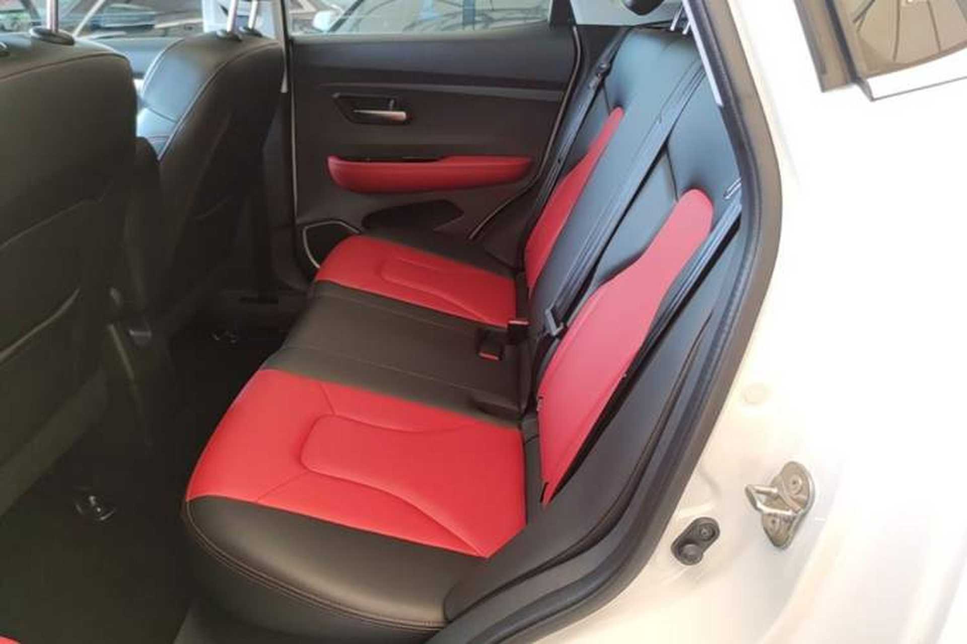 Used Haval H2s 2018 Red-Label 1.5T Dual-Clutch Elite Model Left Rear Seat