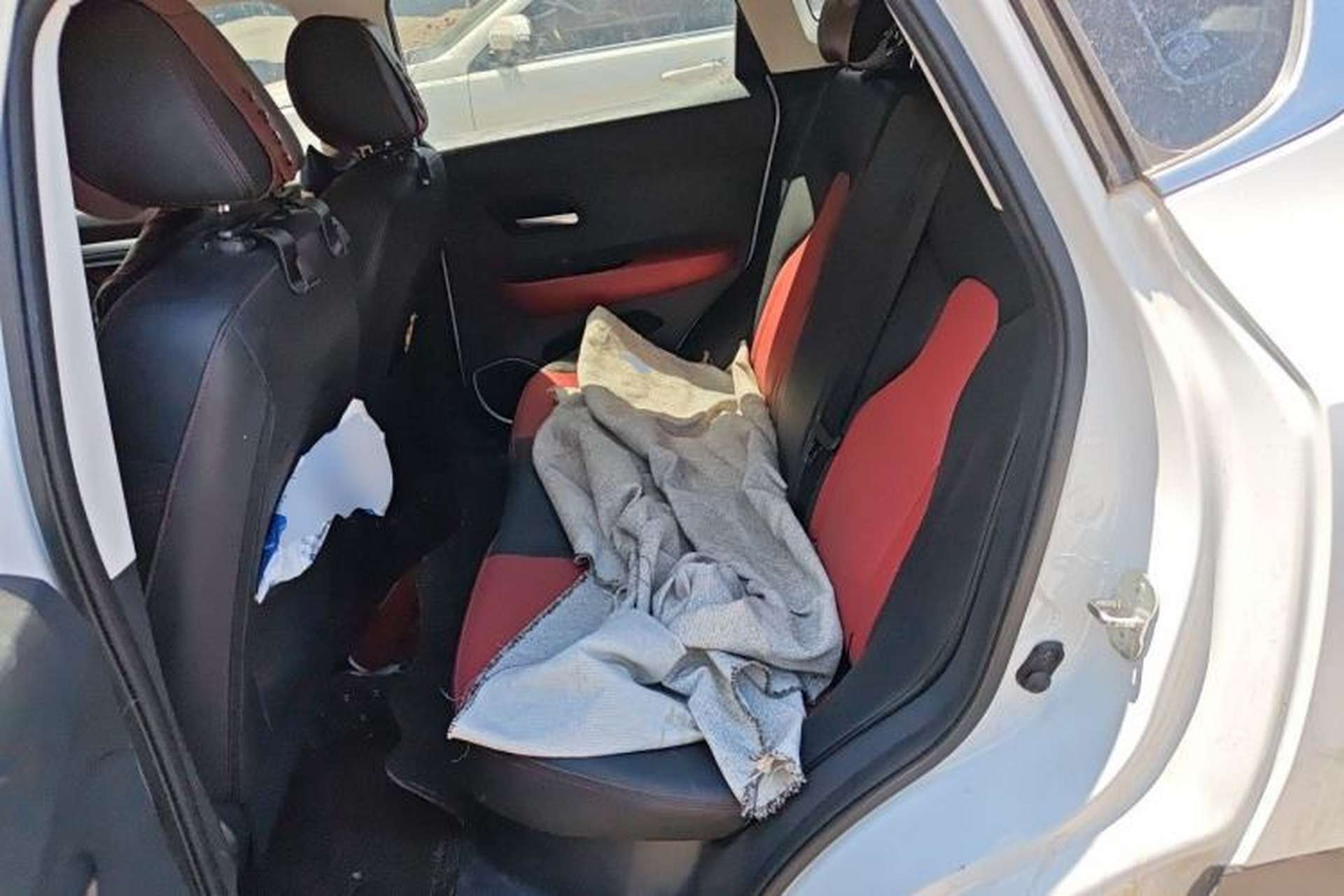 Used Haval H2s 2018 Red-Label 1.5T Manual Comfort Model Left Rear Seat