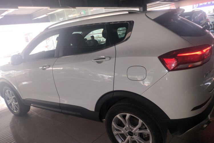 Used Haval H2s 2018 1.5T Dual-Clutch Fashion Edition Left Side