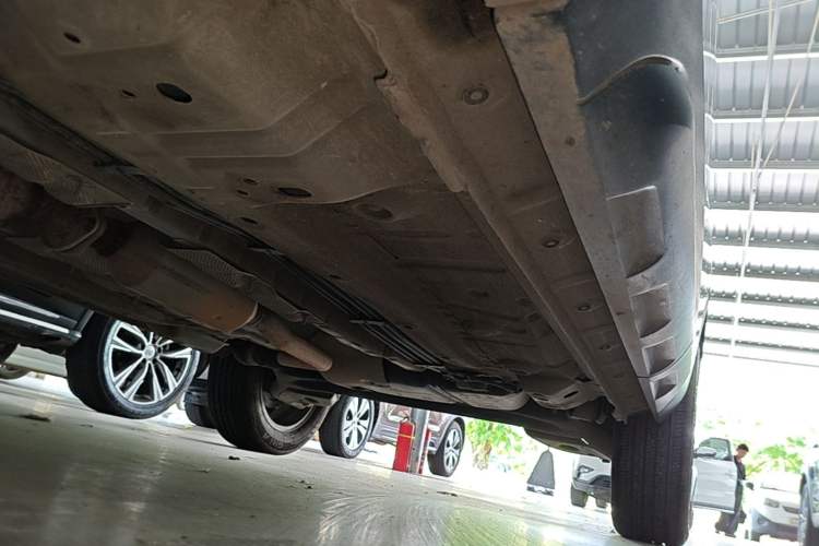 Used Haval H2s 2018 Blue Label 1.5T Dual-Clutch Fashion Edition Left Side Sill