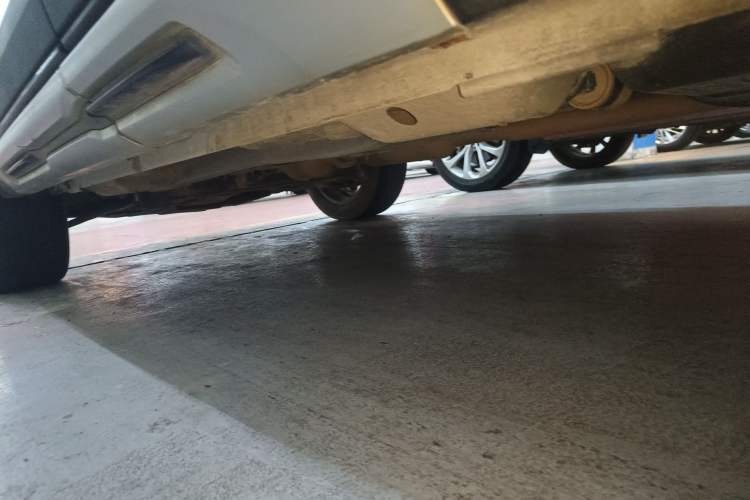Used Haval H2s 2018 Red-Label 1.5T Dual-Clutch Luxury Model Left Side Sill