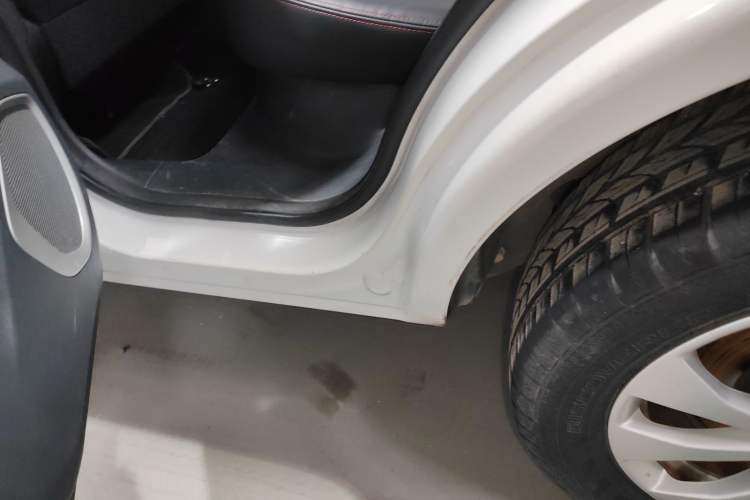 Used Haval H2s 2018 Blue Label 1.5T Dual-Clutch Fashion Edition Left Side Sill