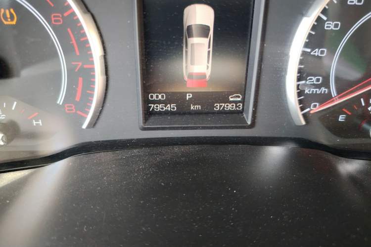 Used Haval H2s 2018 Red-Label 1.5T Dual-Clutch Comfort Model Odometer Close Up