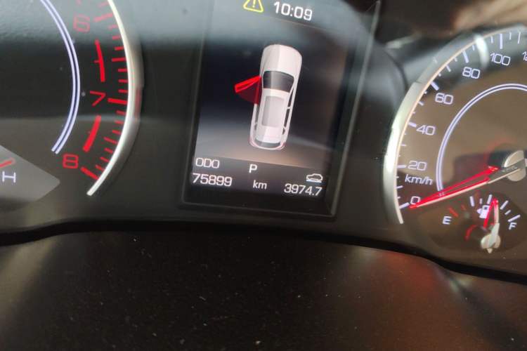 Used Haval H2s 2018 Blue Label 1.5T Dual-Clutch Elite Model Odometer Close Up