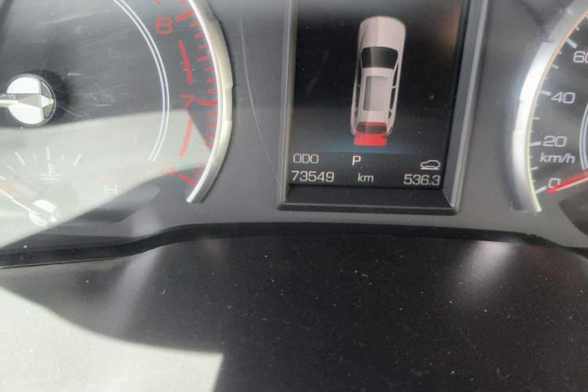Used Haval H2s 2018 Red-Label 1.5T Dual-Clutch Elite Model Odometer Close Up