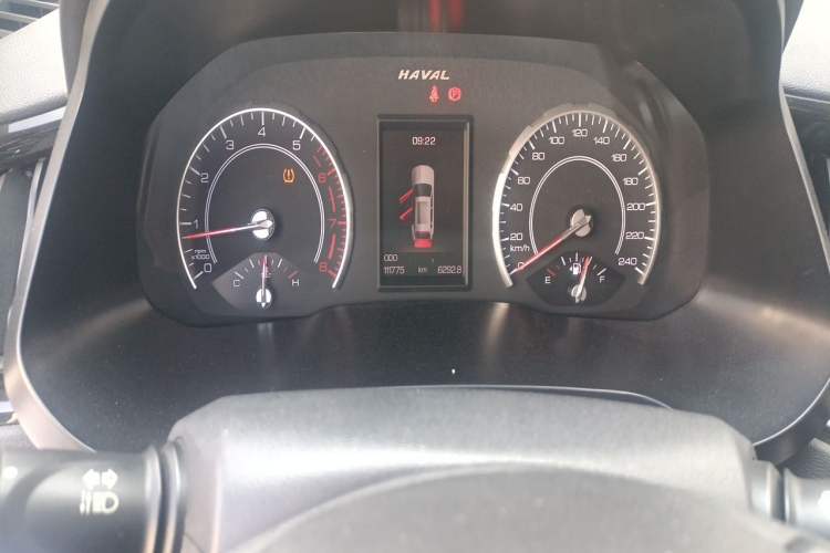 Used Haval H2s 2018 Red-Label 1.5T Manual Comfort Model Odometer Close Up