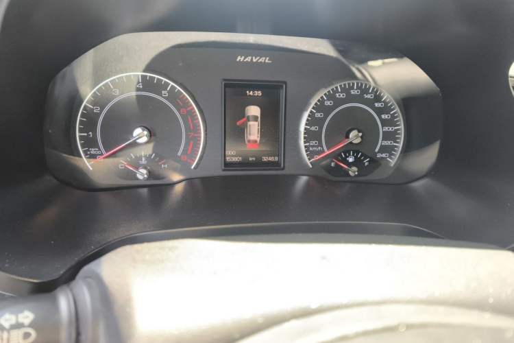 Used Haval H2s 2018 Blue Label 1.5T Dual-Clutch Fashion Edition Odometer Close Up