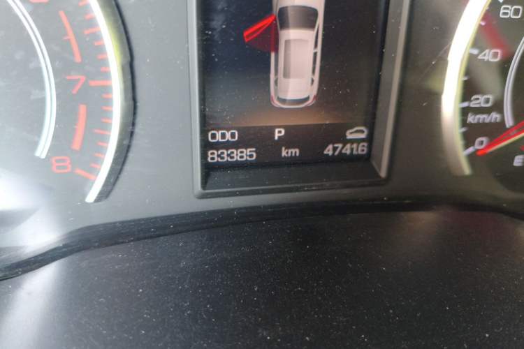 Used Haval H2s 2018 Red-Label 1.5T Dual-Clutch Elite Model Odometer Close Up