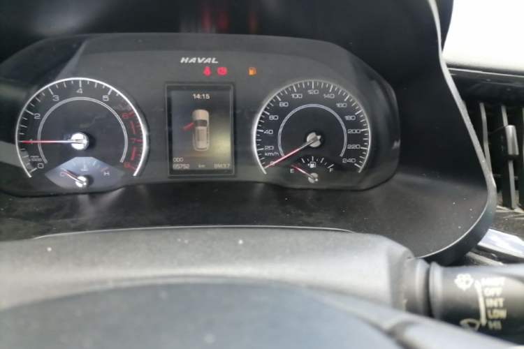 Used Haval H2s 2018 Red-Label 1.5T Manual Elite Model Odometer Close Up