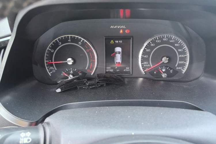 Used Haval H2s 2018 Blue Label 1.5T Dual-Clutch ZhiShang Model Odometer Close Up