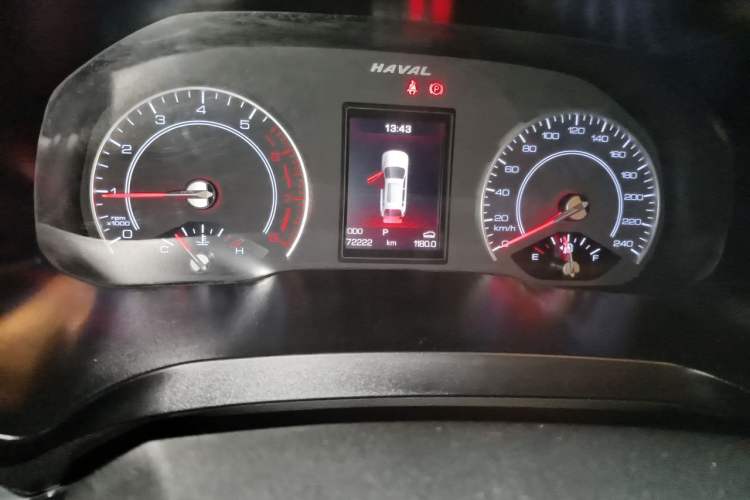 Used Haval H2s 2018 Blue Label 1.5T Dual-Clutch Fashion Edition Odometer Close Up