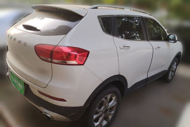 Used Haval H2s 2018 Red-Label 1.5T Manual Comfort Model Rear Right 45 Deg