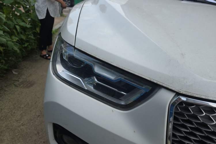 Used Haval H2s 2018 1.5T Dual-Clutch Fashion Edition Right Front Headlight