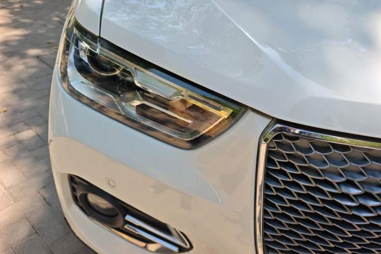Used Haval H2s 2018 Red-Label 1.5T Dual-Clutch Luxury Model Right Front Headlight