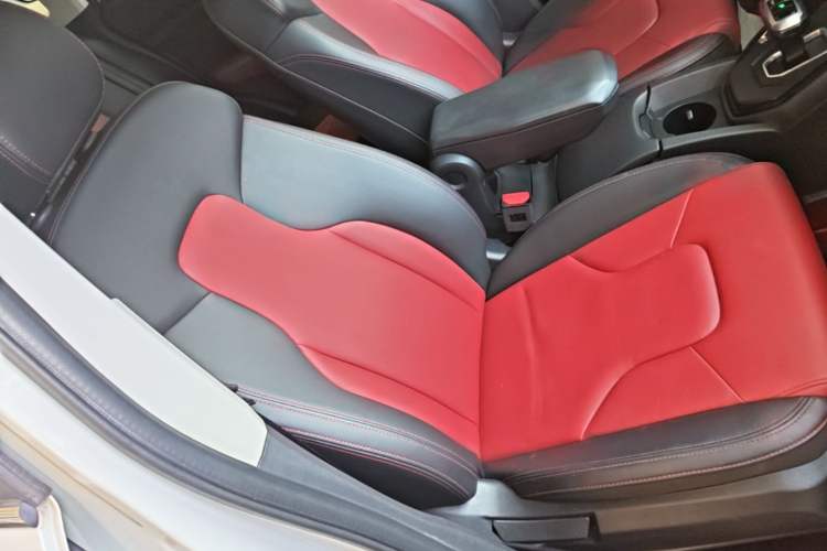 Used Haval H2s 2018 Red-Label 1.5T Dual-Clutch Comfort Model Right Front Seat