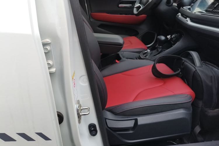 Used Haval H2s 2018 Blue Label 1.5T Dual-Clutch ZhiShang Model Right Front Seat