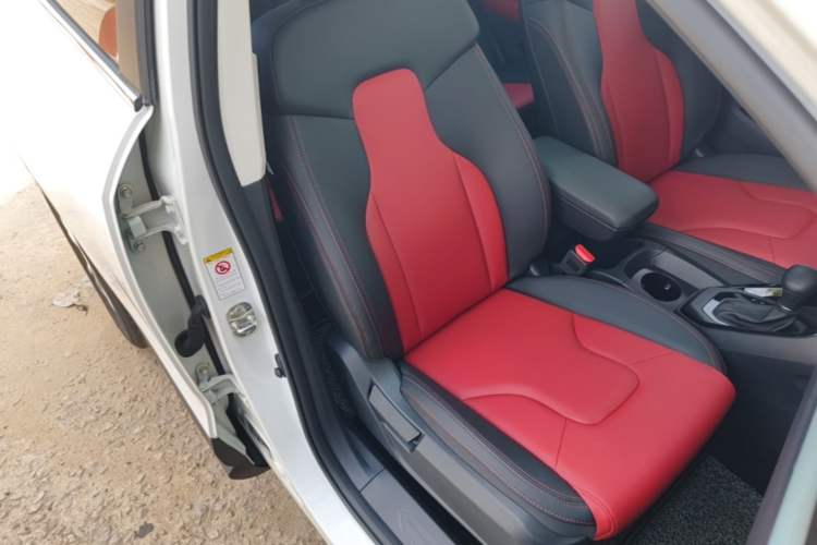 Used Haval H2s 2018 Red-Label 1.5T Dual-Clutch ZhiShang Model Right Front Seat