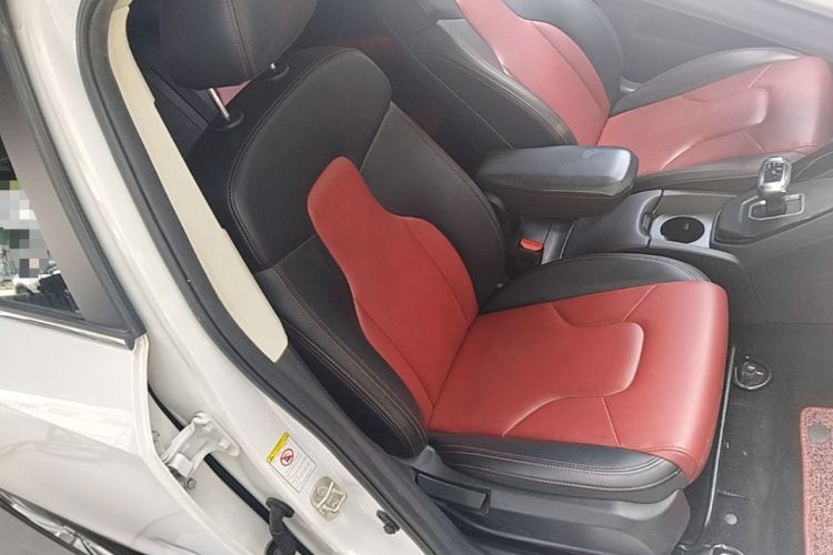 Used Haval H2s 2018 Blue Label 1.5T Dual-Clutch Luxury Model Right Front Seat