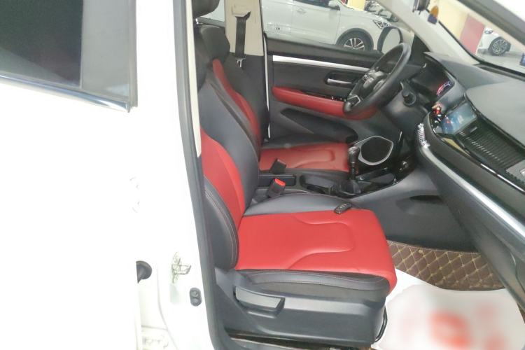 Used Haval H2s 2018 Red-Label 1.5T Manual Fashion Edition Right Front Seat