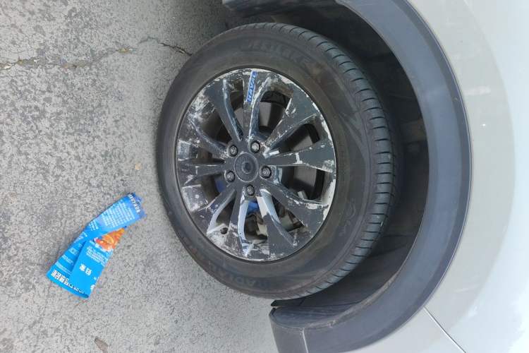 Used Haval H2s 2018 Blue Label 1.5T Dual-Clutch Comfort Model Right Front Wheel Hub