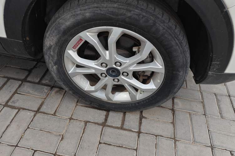Used Haval H2s 2018 Red-Label 1.5T Dual-Clutch Elite Model Right Front Wheel Hub